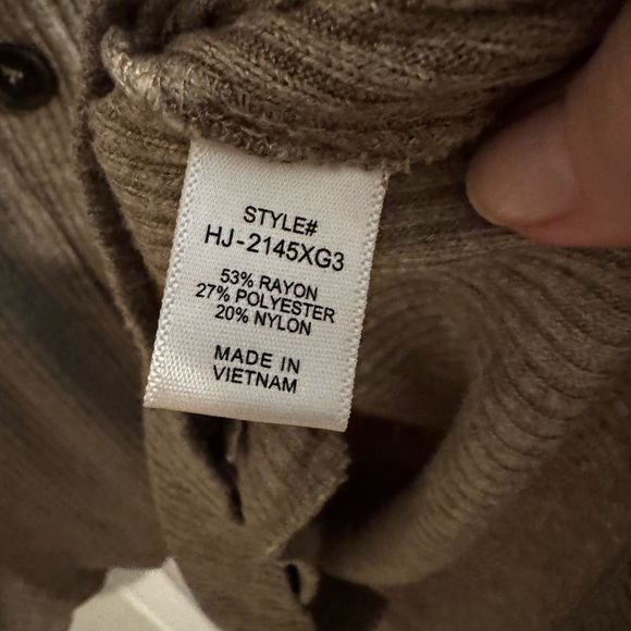 Zenana Pumpkin Spice and Everything Nice Shacket Mocha Brown Pockets Plus 3X - Picture 9 of 10